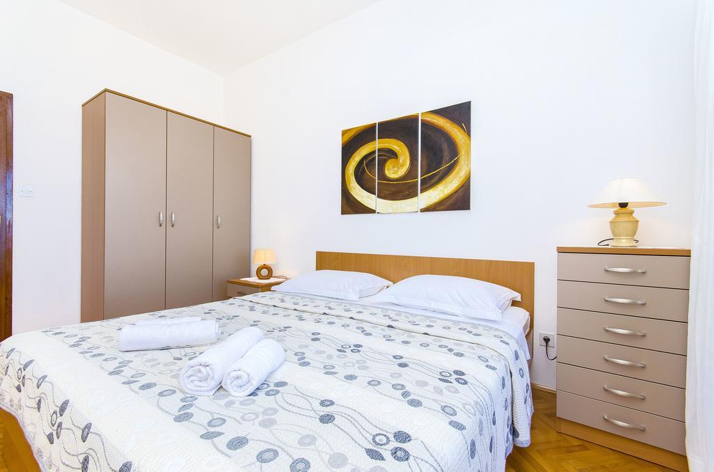 פודגורה Apartments Kunac חדר תמונה